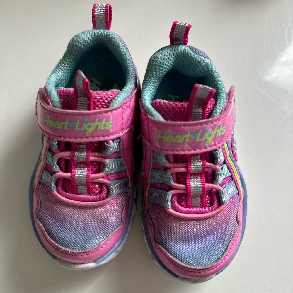 Skechers kids shoes light up size 5